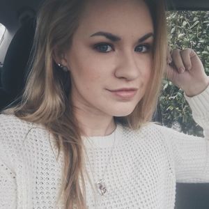 Meet your Posher, Lizzie